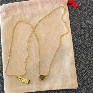 Melange Gold Minimalist Necklace with Curved Design
